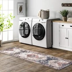 NuLOOM Eliza Machine Washable Traditional Medallion Area Rug