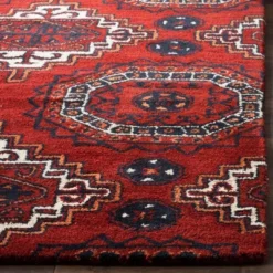 Red Abstract Tufted Runner - (2'3"x9' Runner) - Safavieh