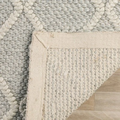Allie Diamond Accent Rug - Safavieh - Image 2