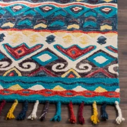 2'x3' Julie Geometric Design Tufted Accent Rug Blue/Red - Safavieh